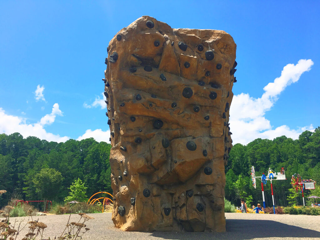 living in cary nc is incredible because of all the parks. image of large climbing boulder at Jack Smith Park Cary NC