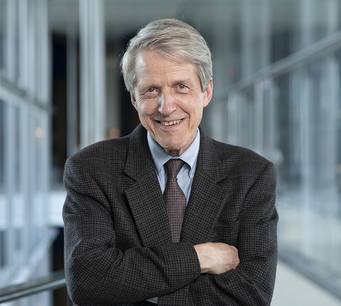 Robert Shiller is predicting a flatline in mortgage rates in 2024.