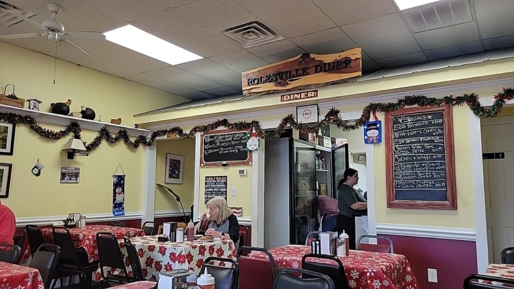 If you want a small diner diner with friendly people, Rolesville Diner is your spot.  