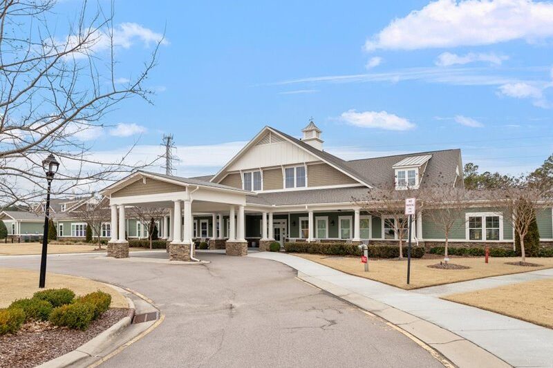 42-Creekside at Bethpage NA_03